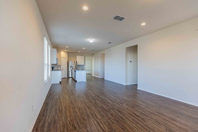 Building Photo - 11219 Pomona Park