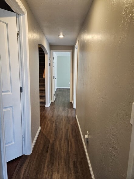 Building Photo - 4211 Lodge Pole Dr
