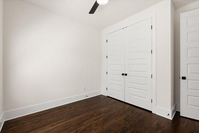 Building Photo - 1802 10th Ave N