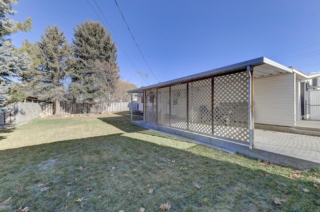 Building Photo - 440 S 1600 W St