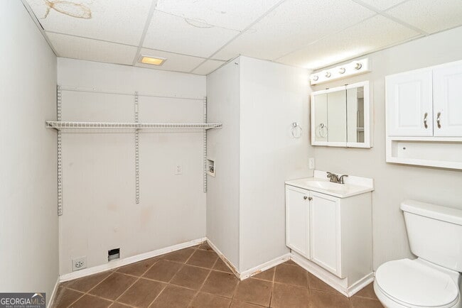 Building Photo - 3278 Pilgrims Ct