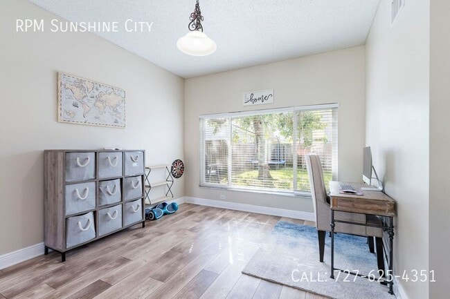 Building Photo - 11216 Clayridge Dr