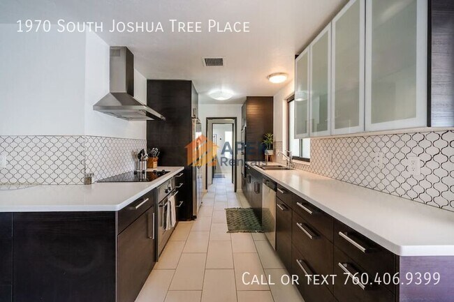 Building Photo - 1970 S Joshua Tree Pl