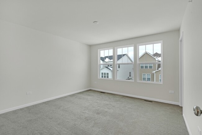 Building Photo - 5918 Hawkweed Dr