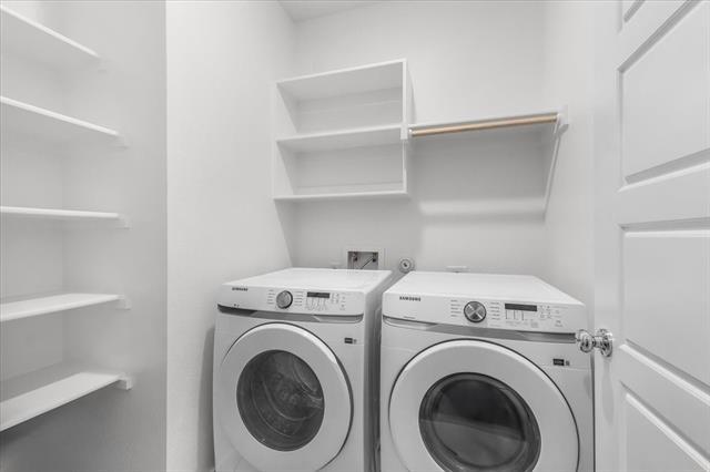 Building Photo - 640 Southern HIlls Dr