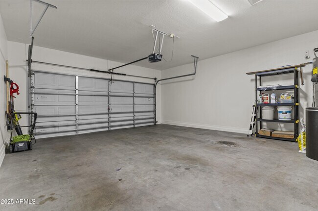 Building Photo - 8512 S 56th Ln