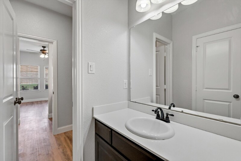 Building Photo - 10416 Talus Dr