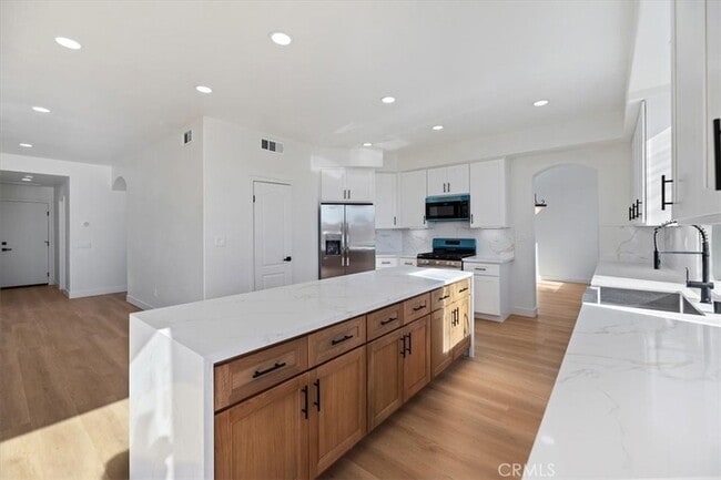 Building Photo - 2870 Newcastle Way