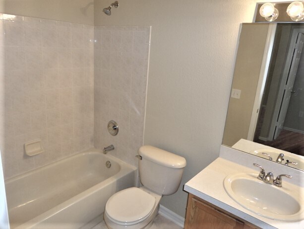 Building Photo - 27508 Sky Lake Cir