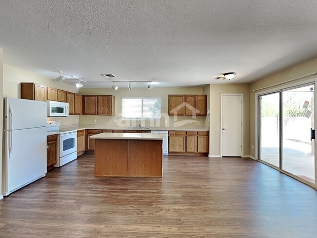 Building Photo - 5020 E Butterweed Drive
