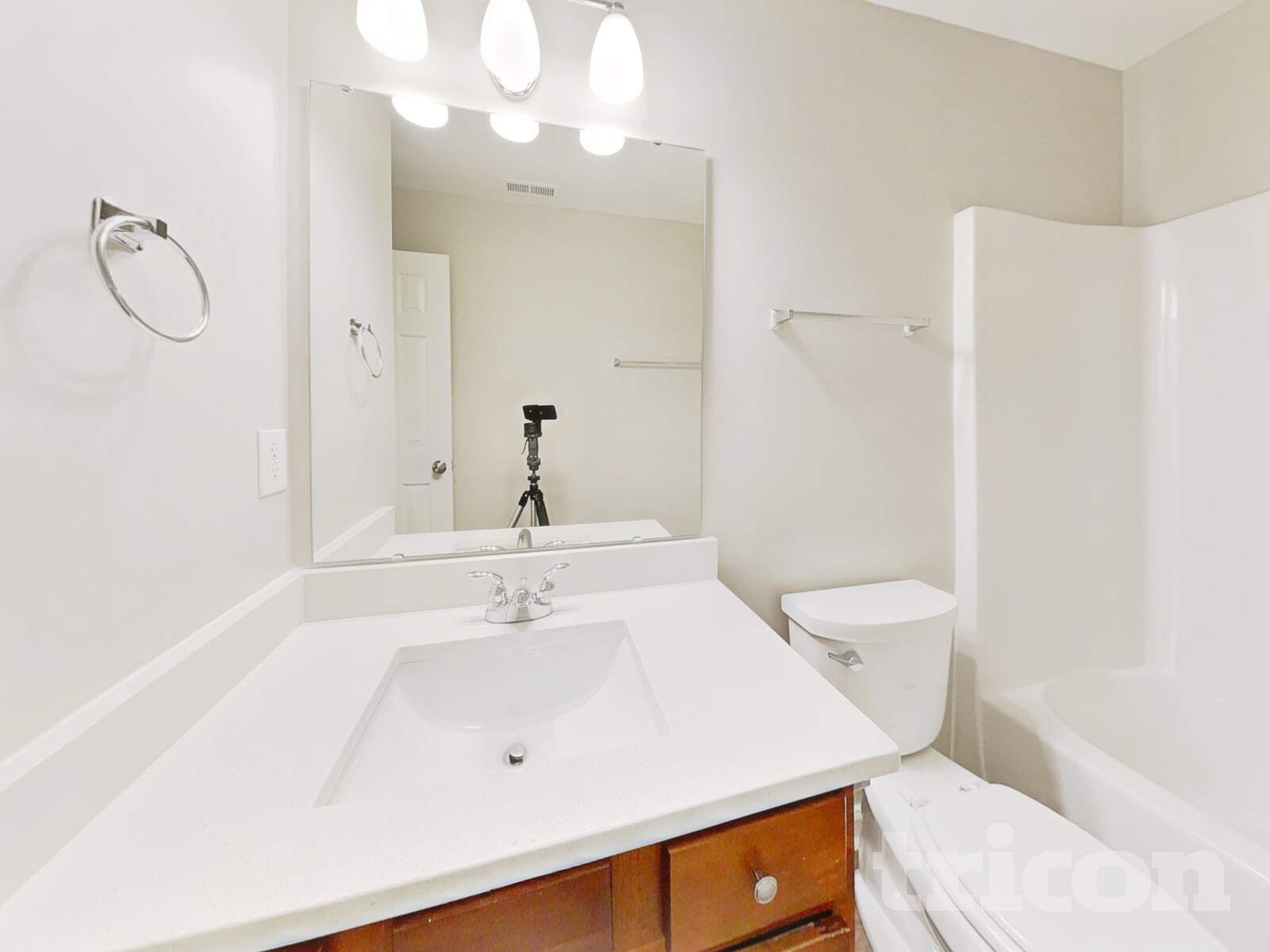 Building Photo - 2410 King Malcolm Ln