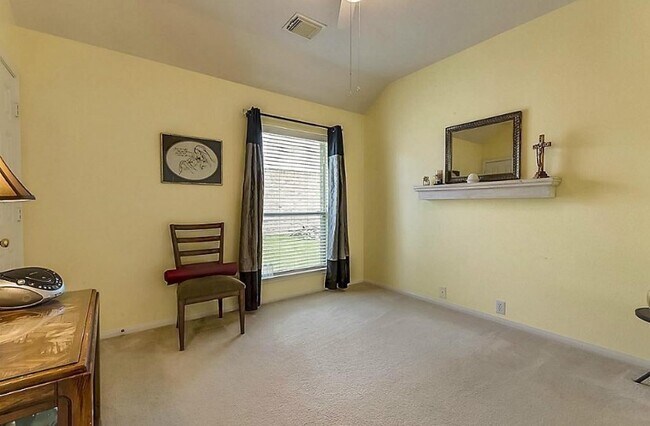 Building Photo - 2617 Sunday House Dr