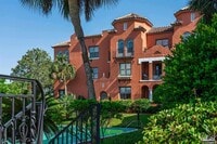 Building Photo - 2007 E Gadsden St