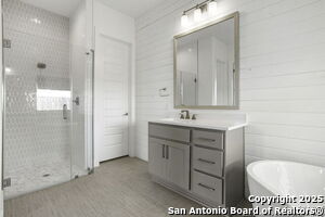 Building Photo - 3041 Bristow Pk