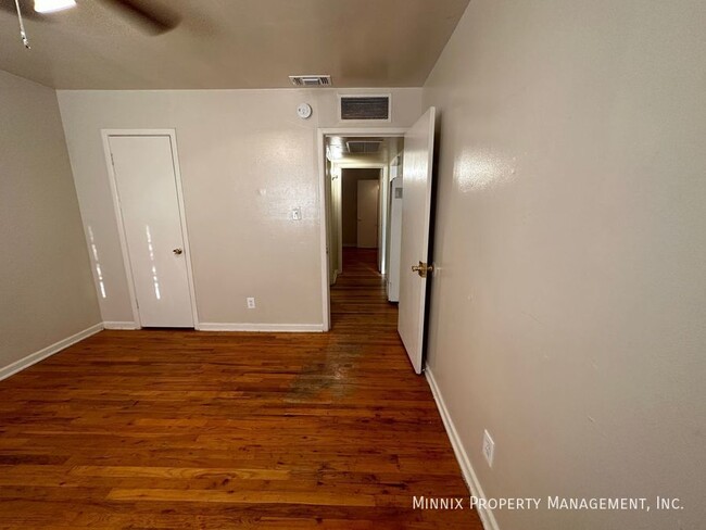 Building Photo - 2115 S Loop 289