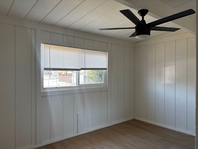 Building Photo - Beautiful 2 bedrooms duplex in Imperial Beach