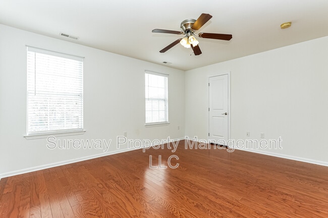 Building Photo - 1610 Fela Dr