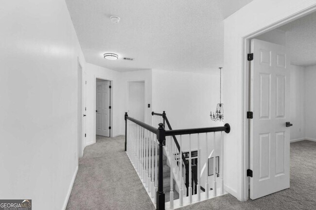 Building Photo - 1612 Branch Creek Cove