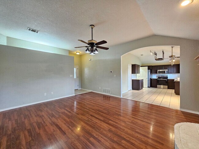 Building Photo - RENT REDUCTION & AVAILABLE NOW!