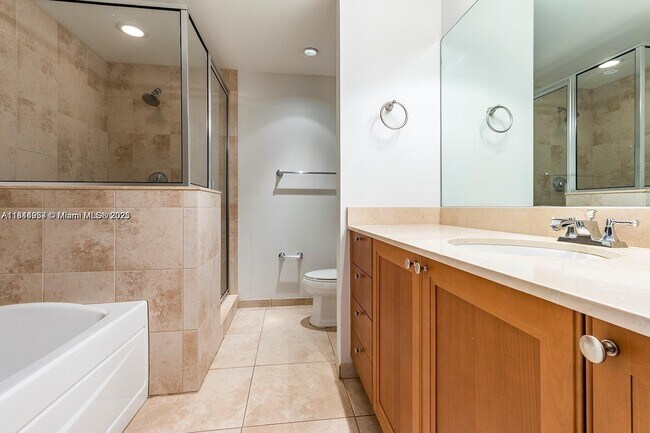 Building Photo - 55 Merrick Way