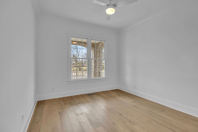 Building Photo - Luxury living in this brand new home - Franklin, TN