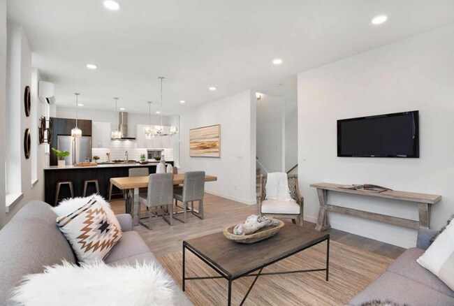 Building Photo - Modern Wallingford/Fremont Home with Rooftop Views & Designer Finishes