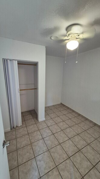 Building Photo - 15131 Oro Grande St