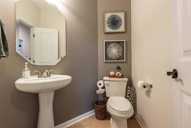 Building Photo - 5701 Gunnison Turn Rd