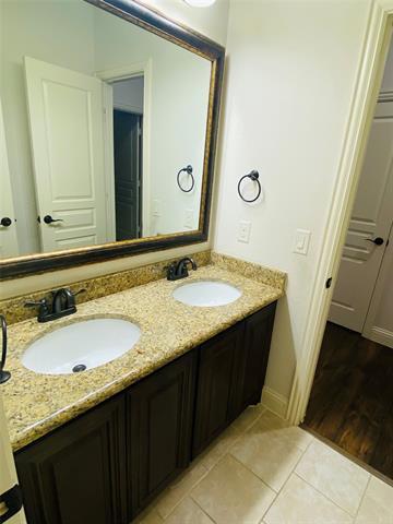 Building Photo - 3408 Endicott Ct