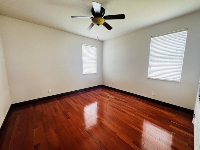 Building Photo - 2831 Paige Dr