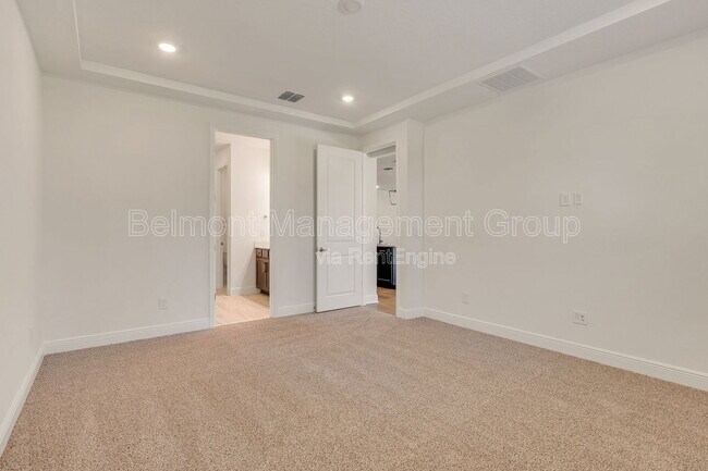 Building Photo - 1141 British Cir