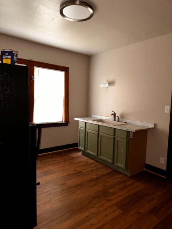 Building Photo - 2602 N 41st St