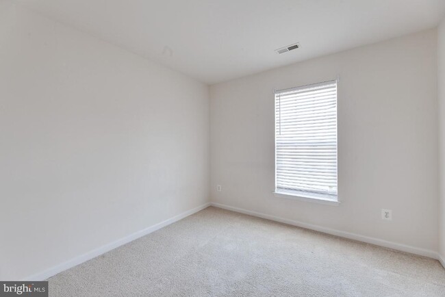 Building Photo - 1479 Fawn Hollow Ln