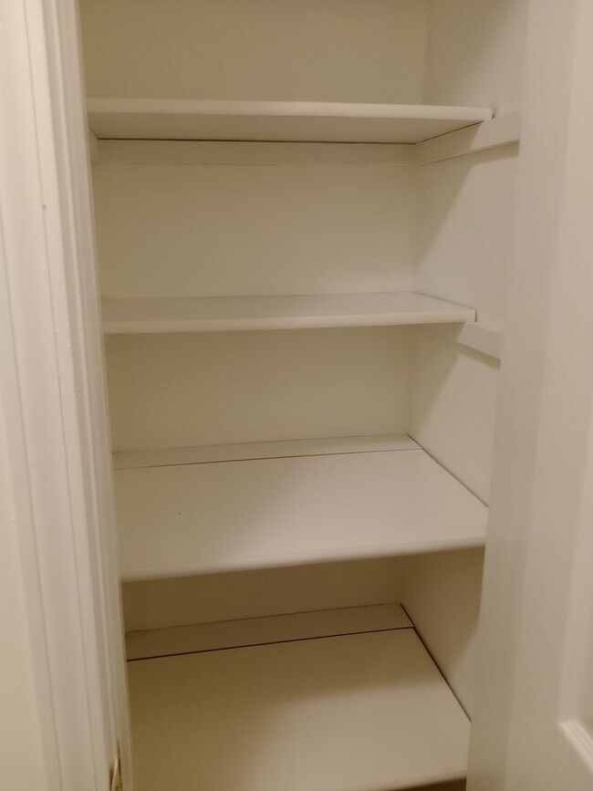 Building Photo - 4414-4416 Cheryl Ct.