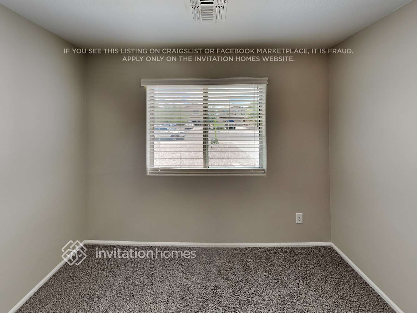 Building Photo - 166 W Brangus Way