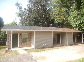 Building Photo - 1 br, 1 bath Triplex - 3212 Jim Lee Road B1