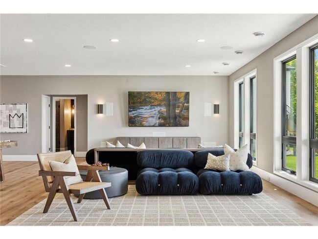 Building Photo - 6297 Yuma Ln N