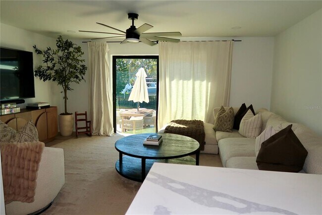 Building Photo - 9484 Treasure Ln NE