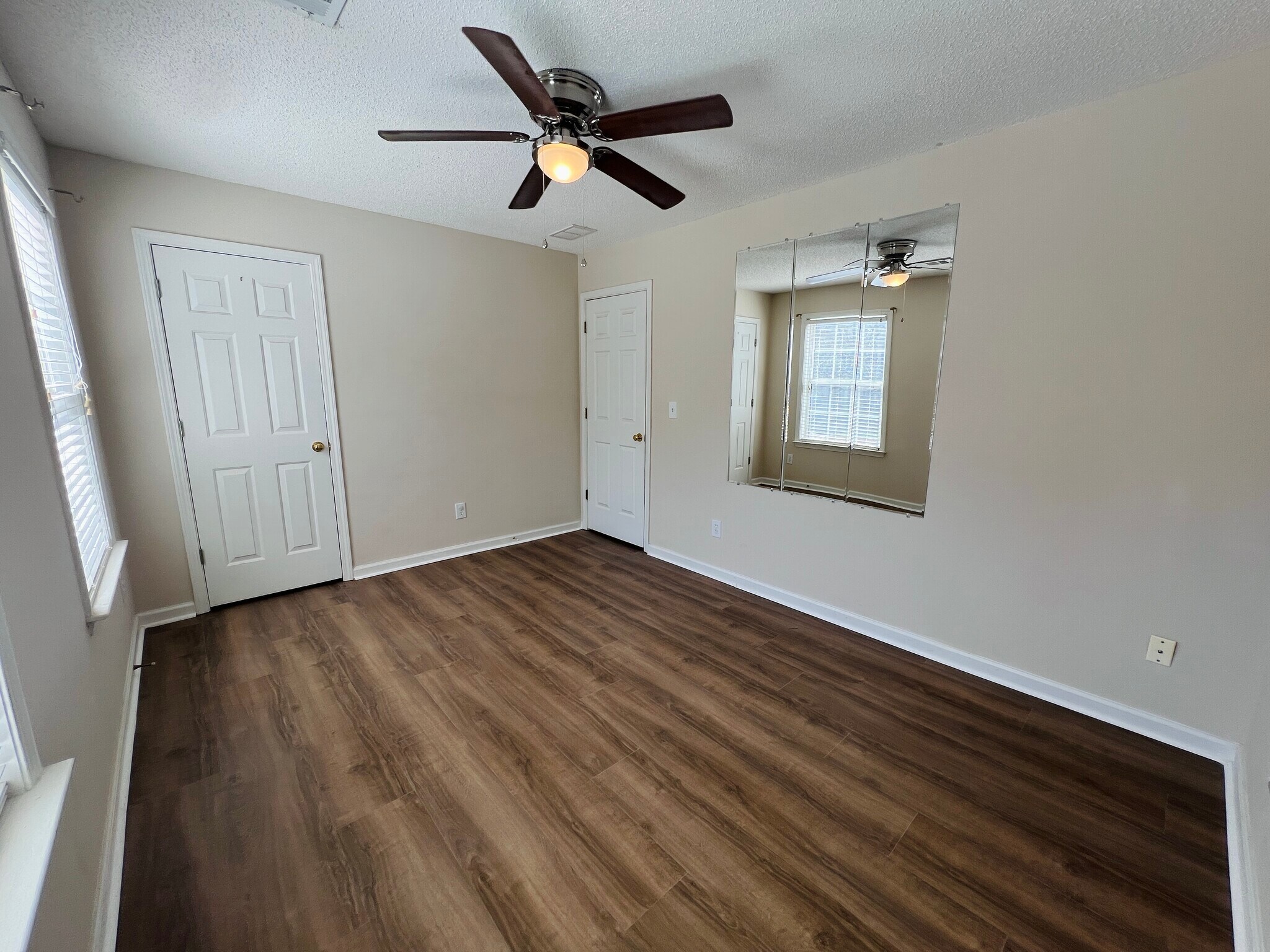 Building Photo - 205 Wellisford Ct