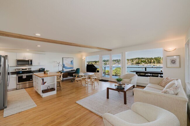 Building Photo - Furnished Bainbridge Island Waterfront Home with Incredible Views