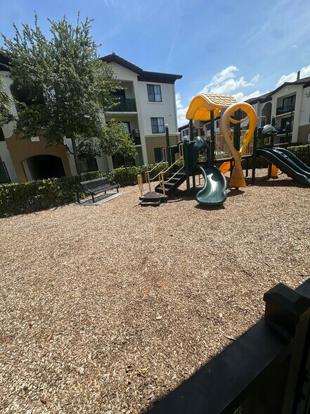 Building Photo - 13781 SW 170th Ter