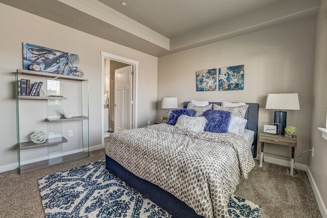 Building Photo - 659 E 180 N