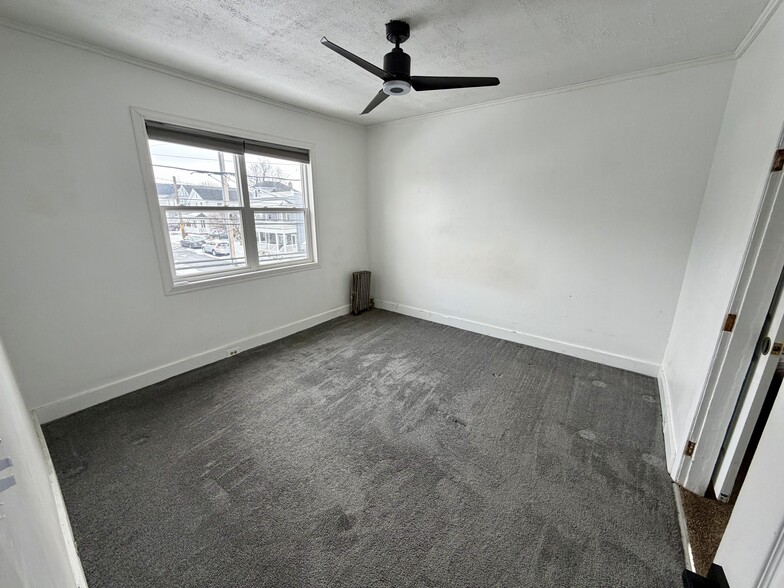 Building Photo - 1728 Ash St