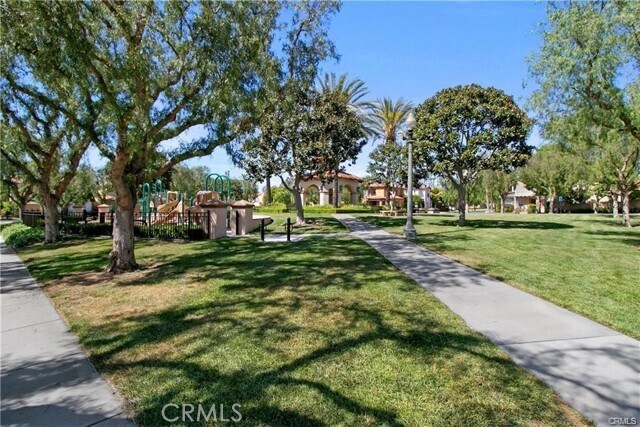Building Photo - 34 Bonsall