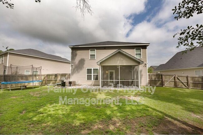 Building Photo - 159 Meadow Wood Rd