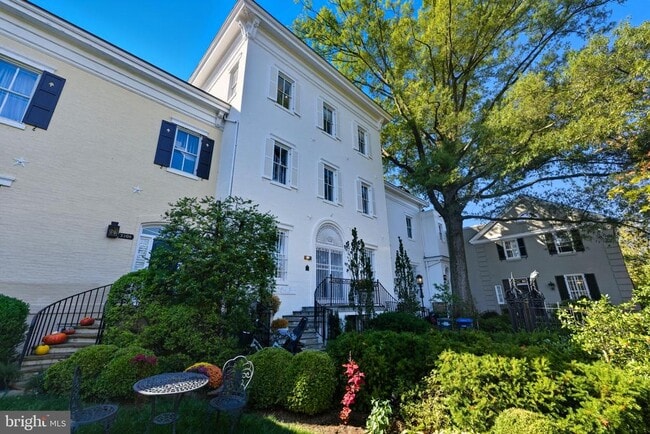 Primary Photo - 3308 R St NW