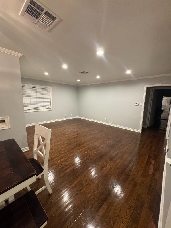 Building Photo - 1532 W 221st St