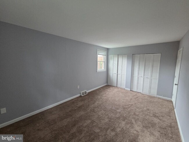 Building Photo - 224 Robina St