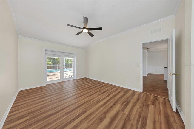 Building Photo - 15002 Rocky Ledge Dr