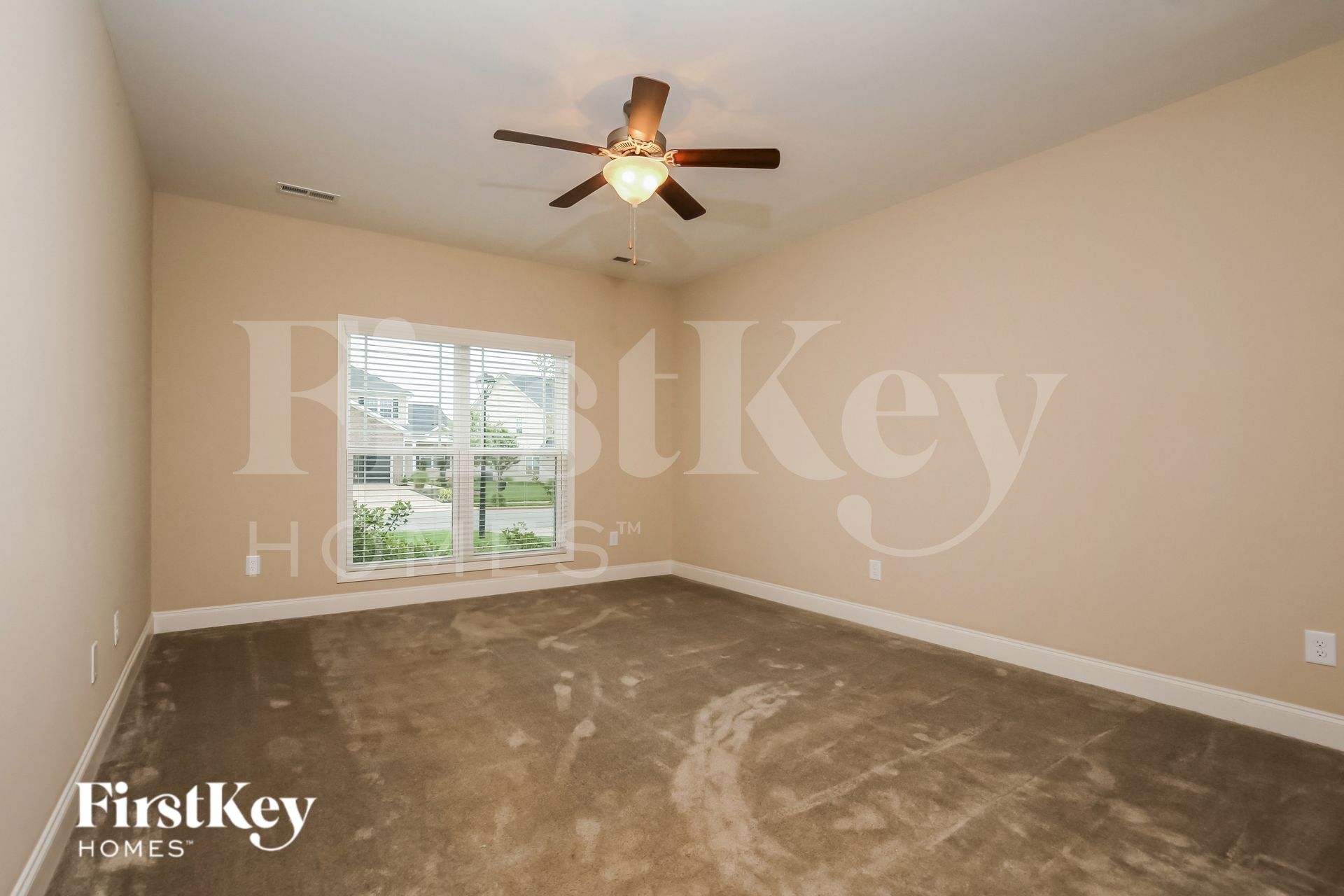 Building Photo - 732 Breeders Cup Dr